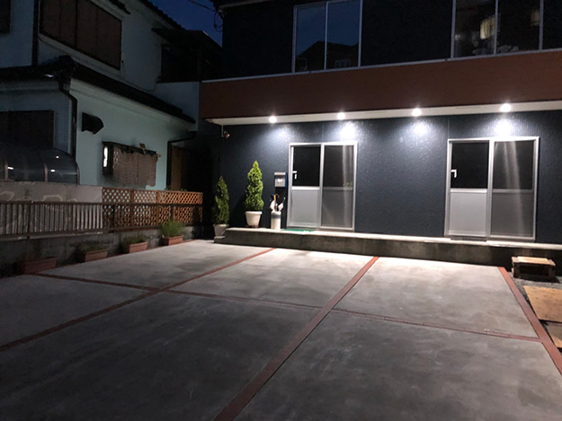 社屋完成の外観