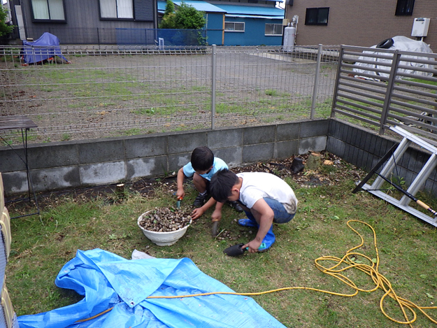 材料搬入